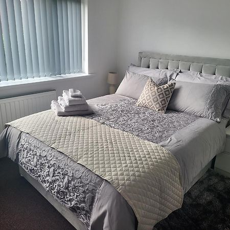 Spacious & Cosy Holiday Home In Manchester Exteriör bild