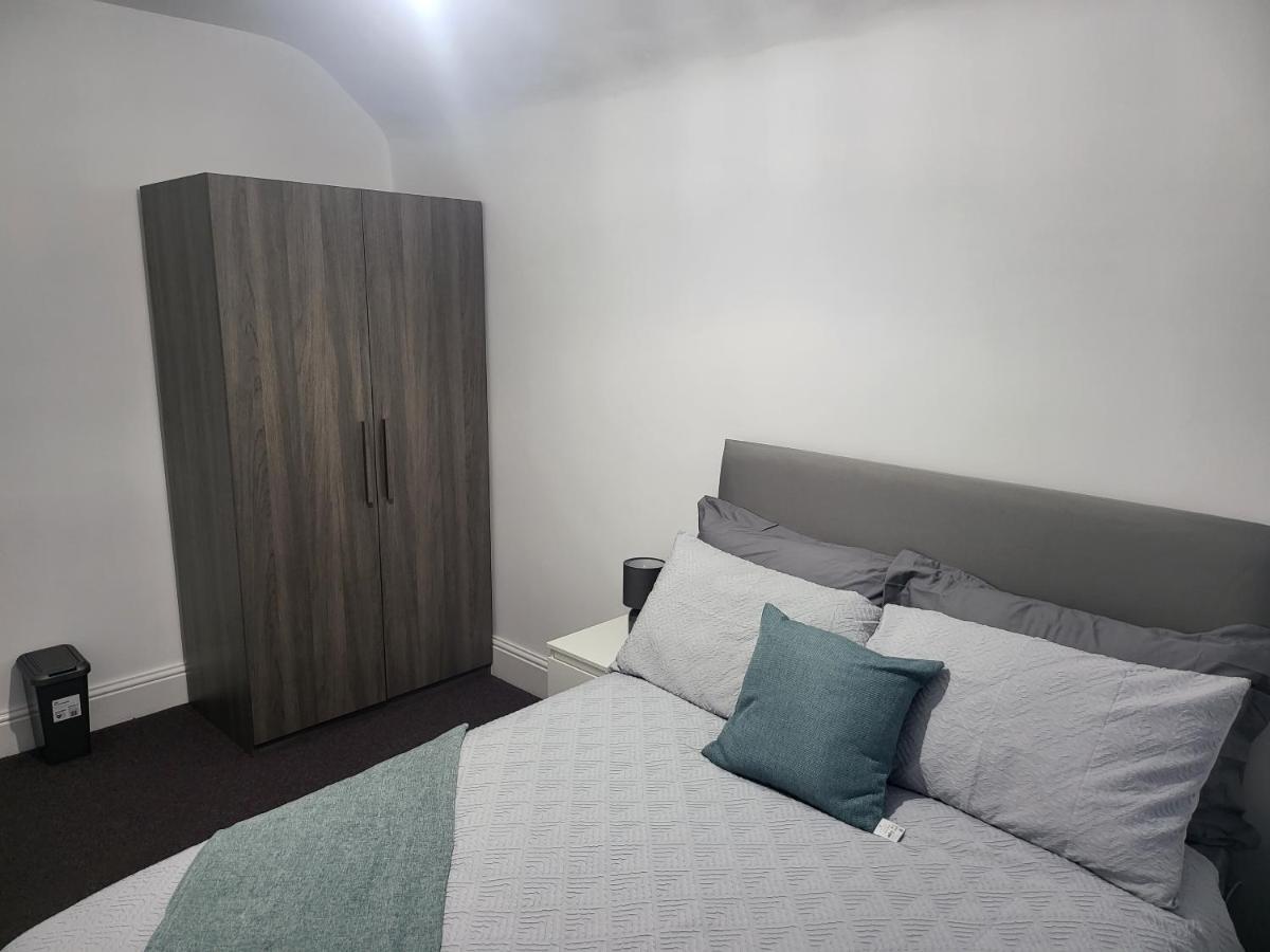 Spacious & Cosy Holiday Home In Manchester Exteriör bild