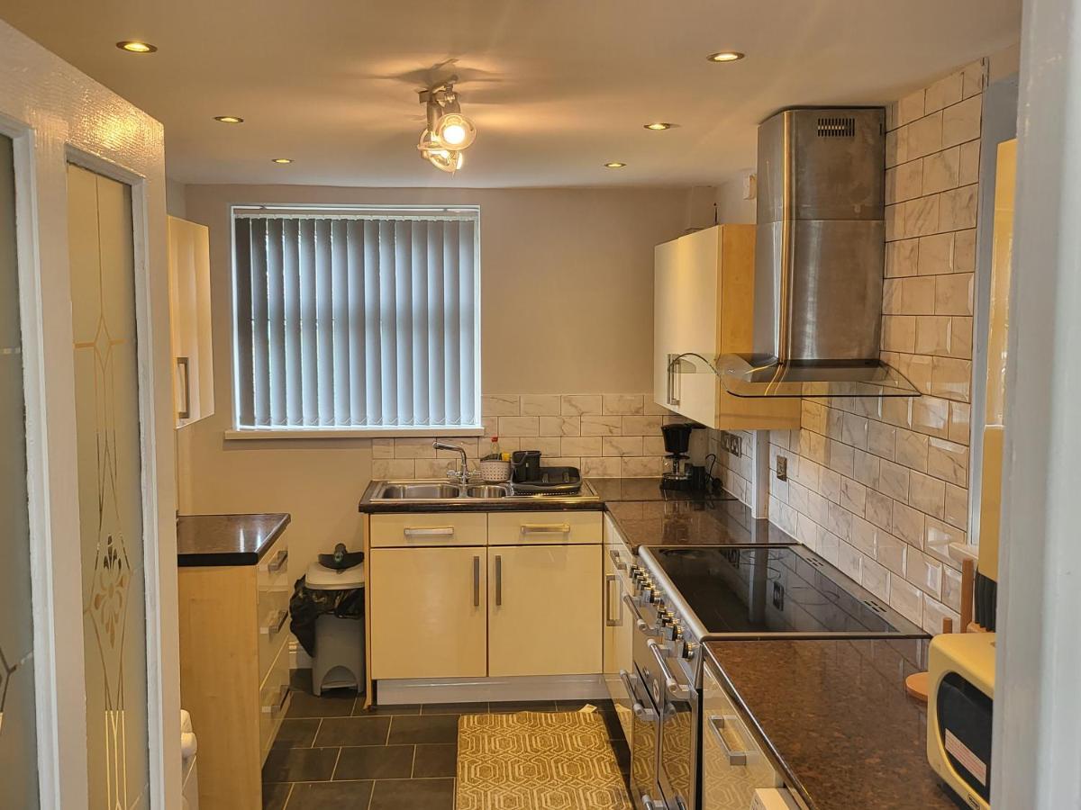 Spacious & Cosy Holiday Home In Manchester Exteriör bild