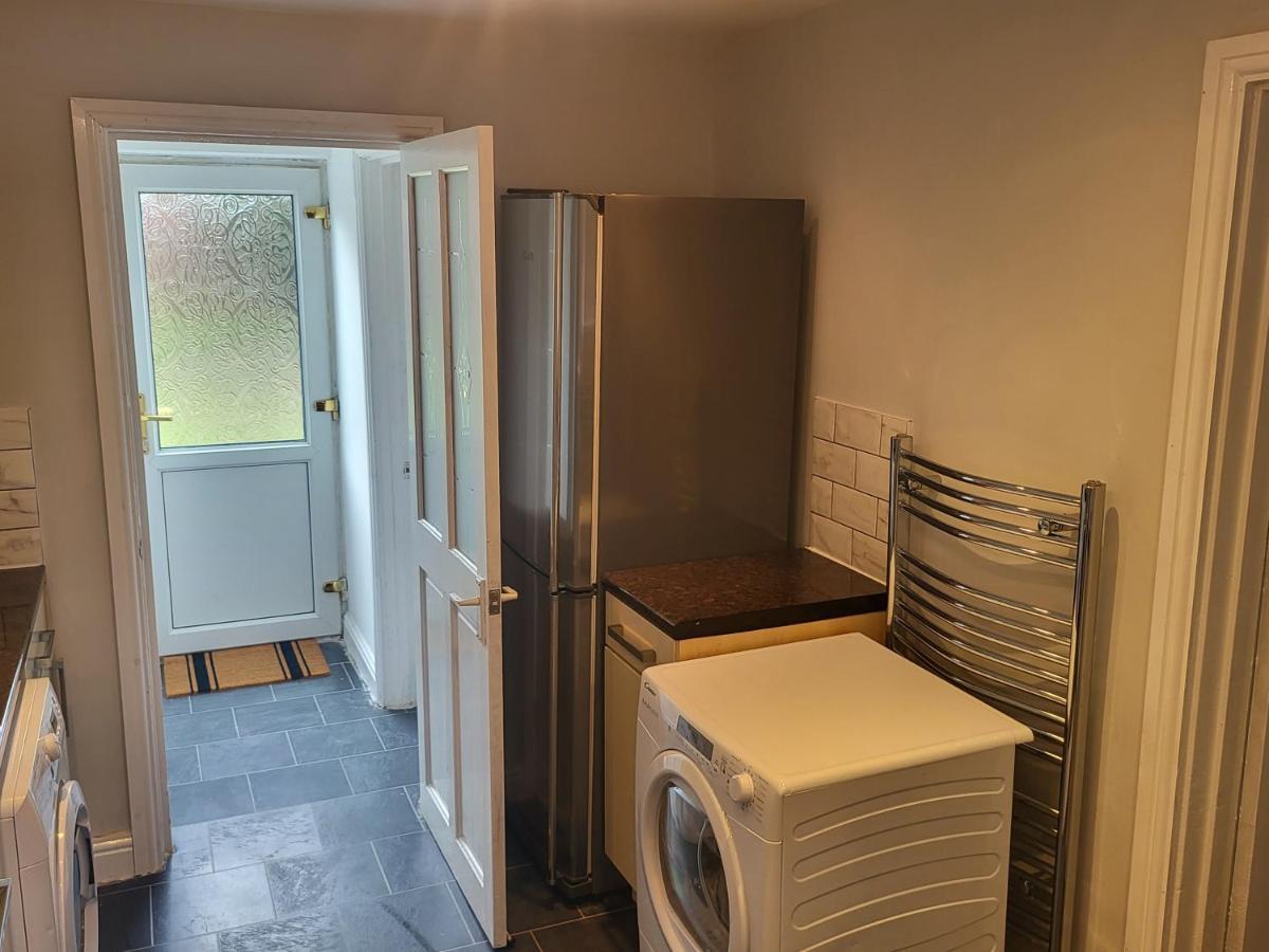 Spacious & Cosy Holiday Home In Manchester Exteriör bild